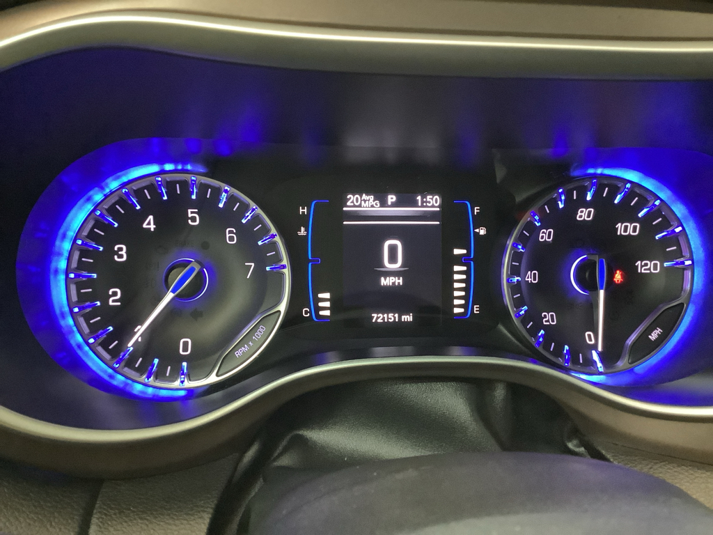 2022 Chrysler Voyager LX photo 16