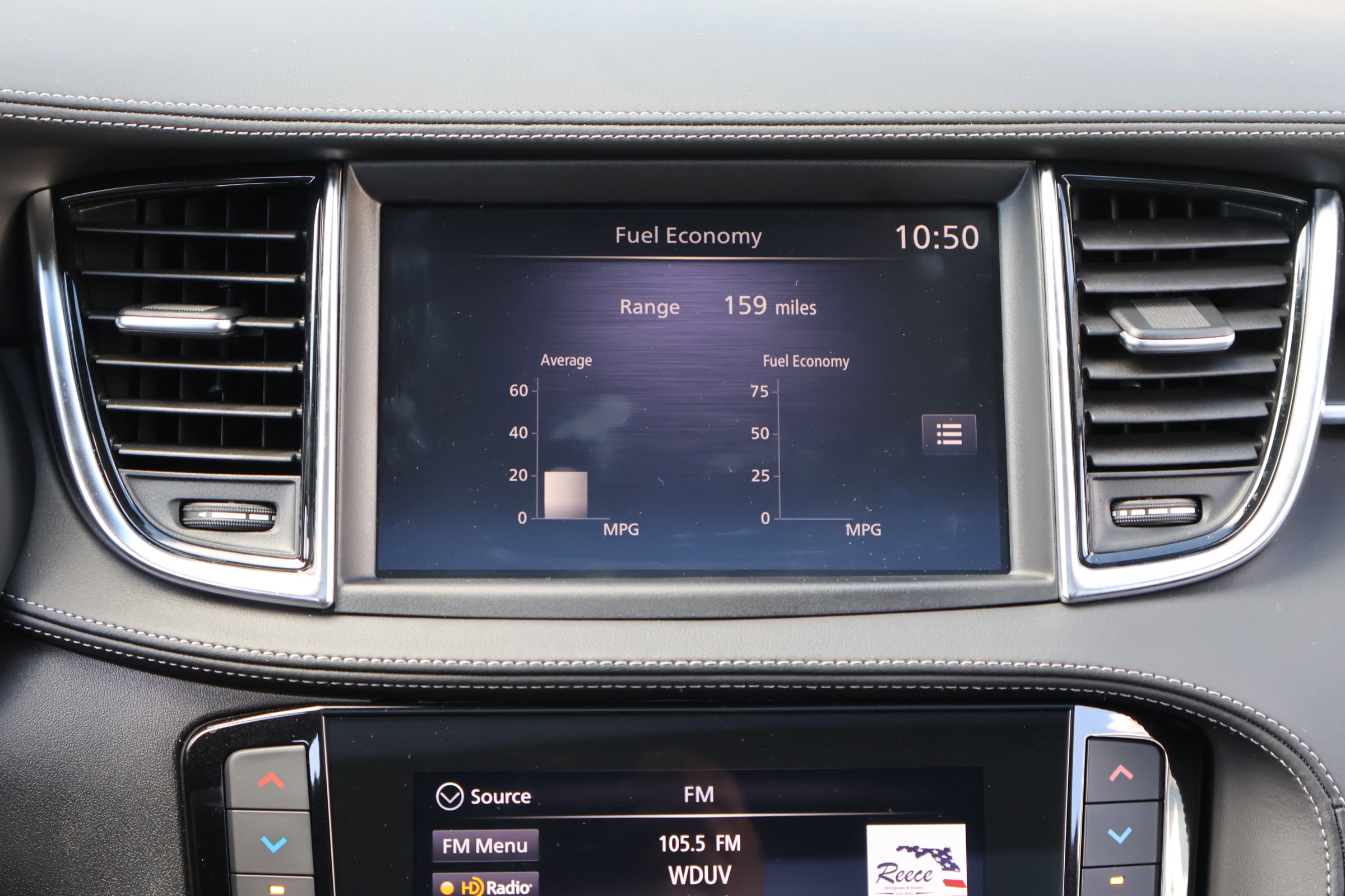 2025 Infiniti QX50 Luxe photo 2