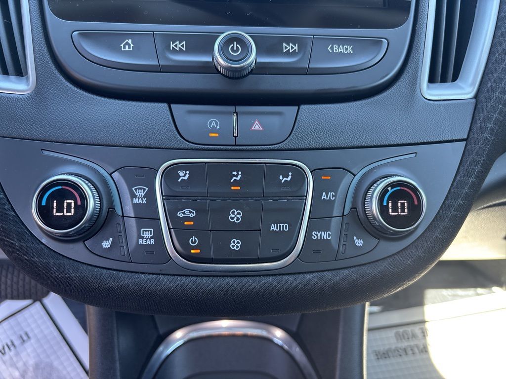 2024 Chevrolet Malibu 1LT photo 19