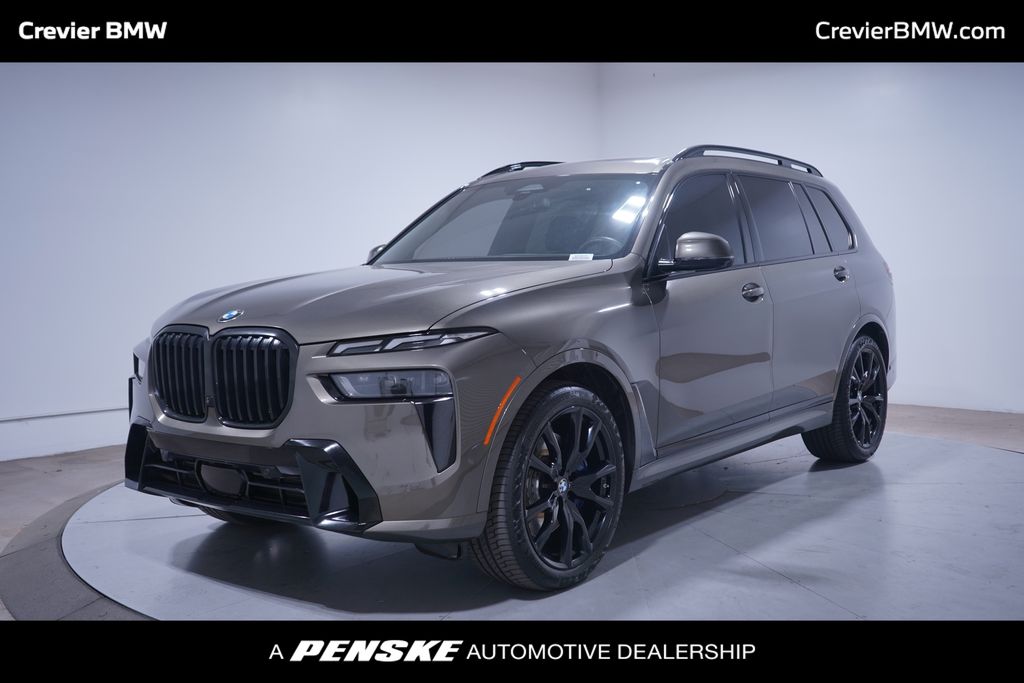 2023 BMW X7 40i's photo