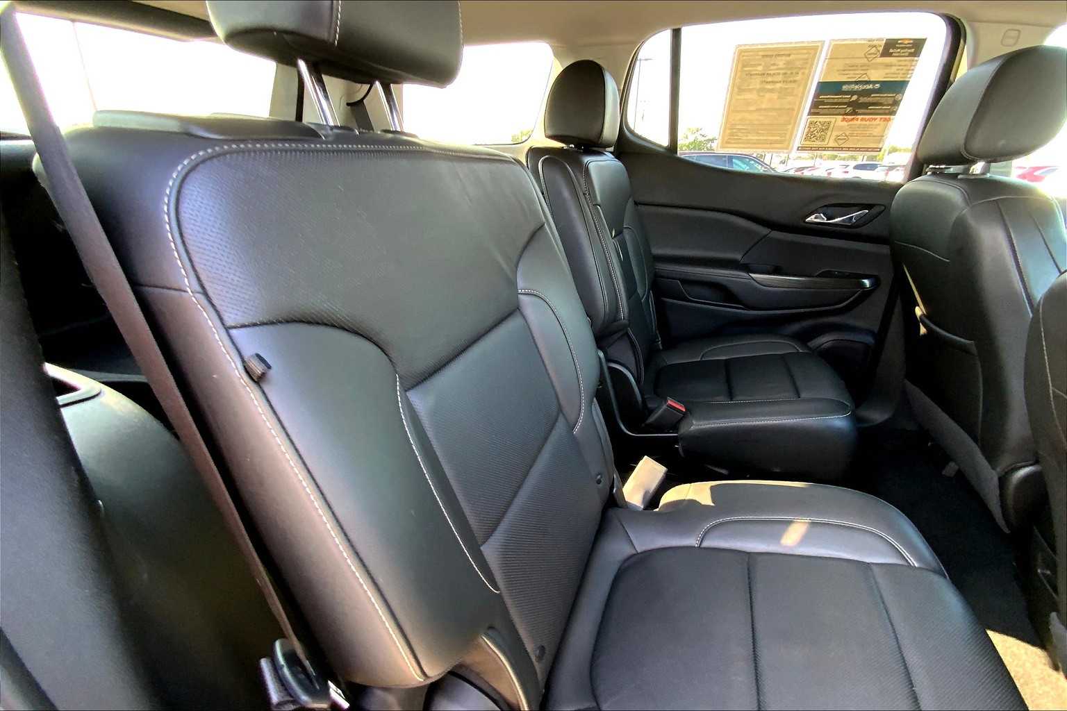 2023 Gmc Acadia SLT photo 18