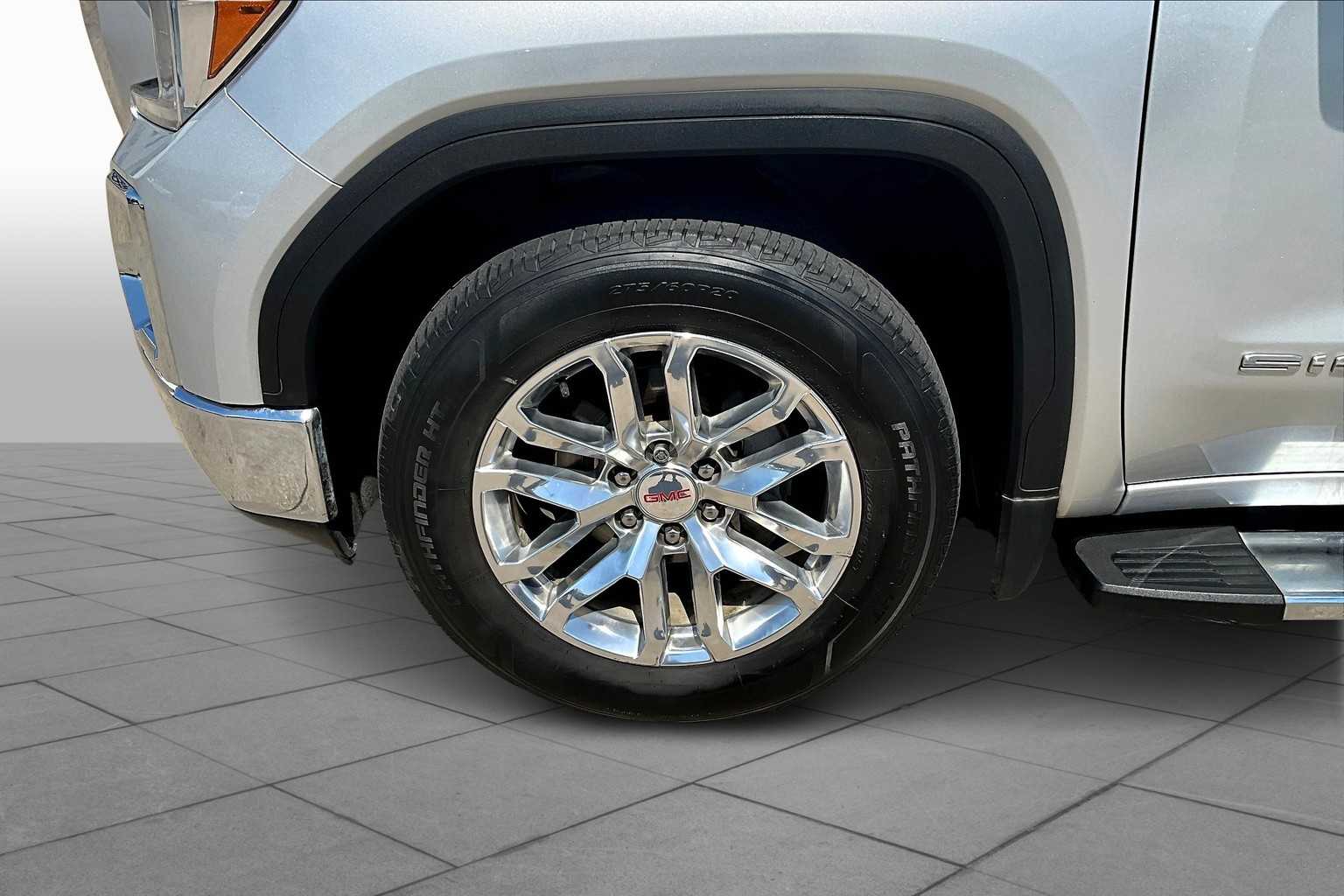 2020 Gmc Sierra SLT photo 10