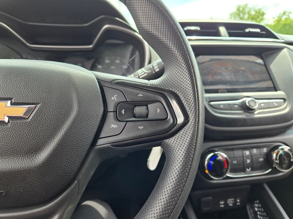 2021 Chevrolet Trailblazer LS photo 24