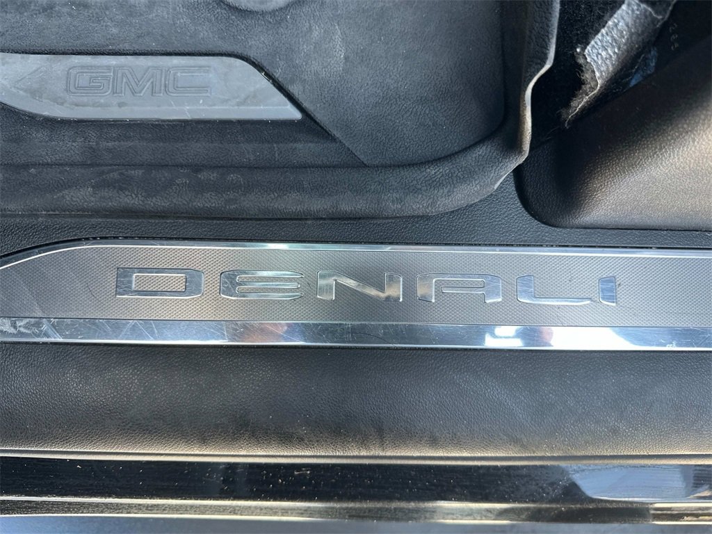 2024 Gmc Sierra Denali photo 22