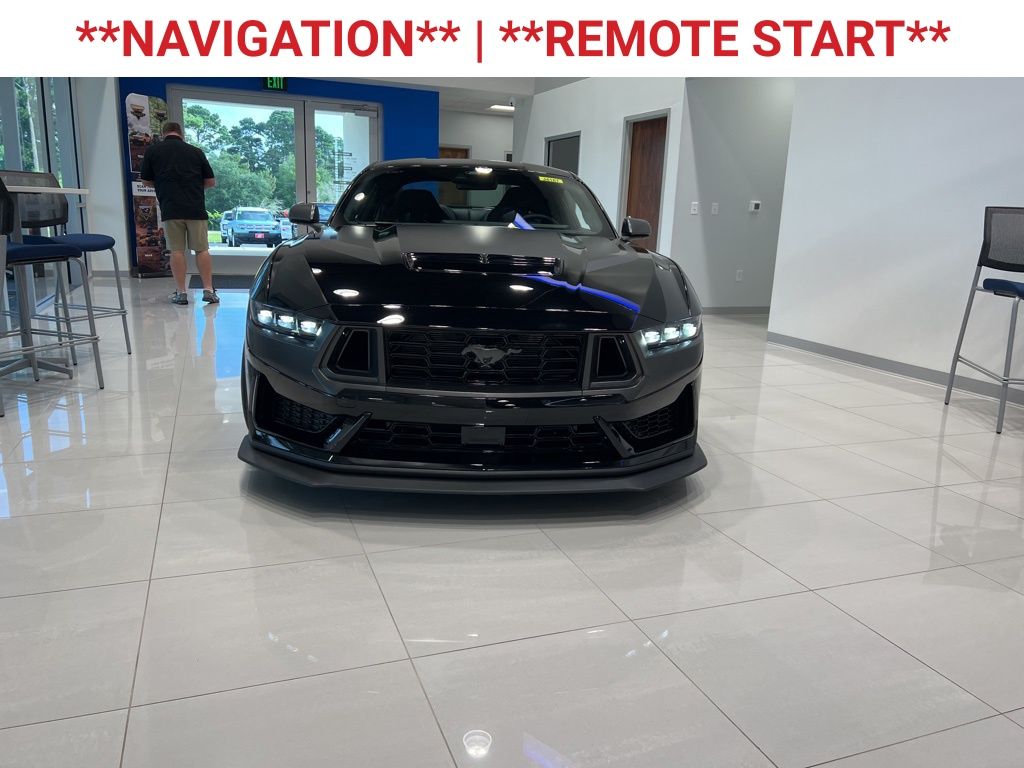 2025 Ford Mustang Dark Horse Premium photo 2