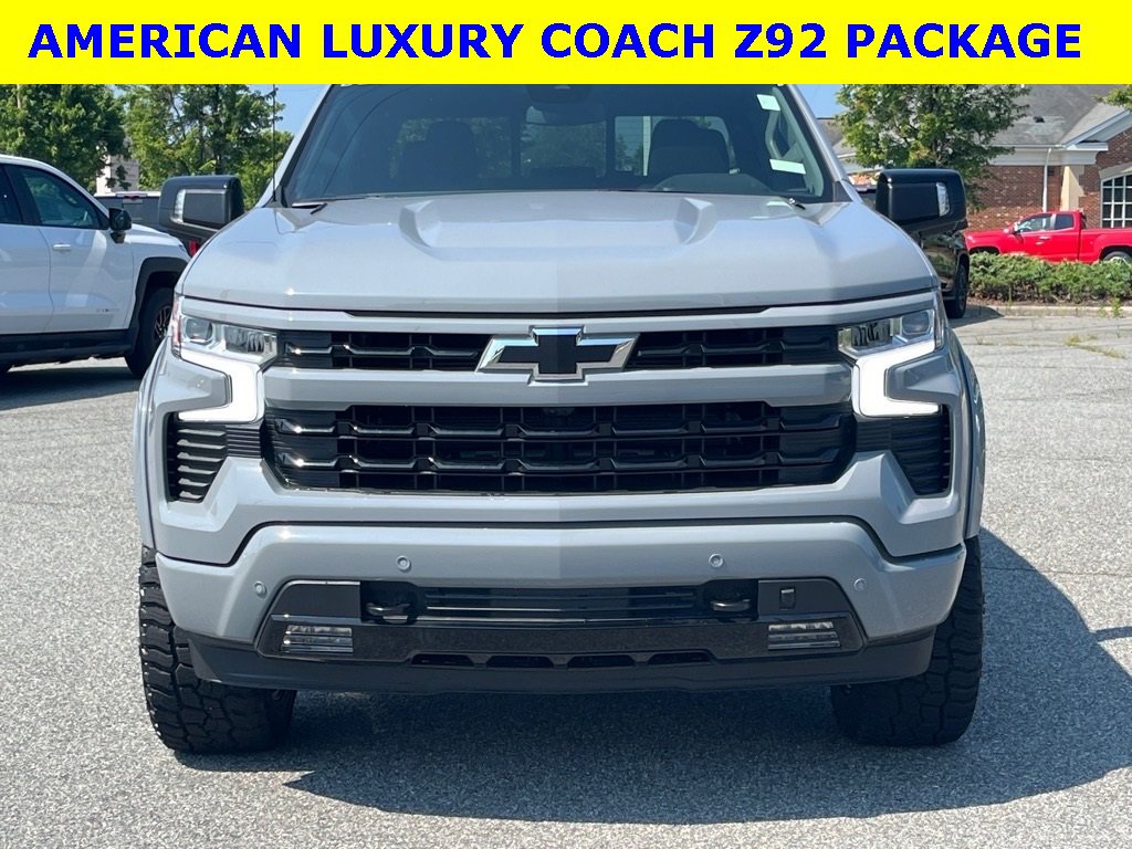 2025 Chevrolet Silverado 1500 RST photo 8