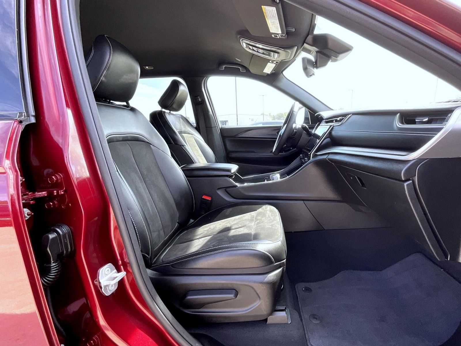 2024 Jeep Grand Cherokee Altitude X photo 9