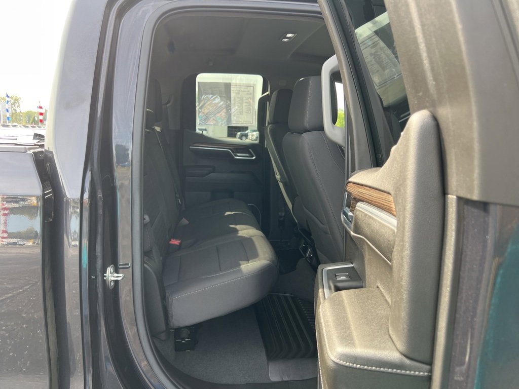 2023 Chevrolet Silverado 1500 LT photo 20