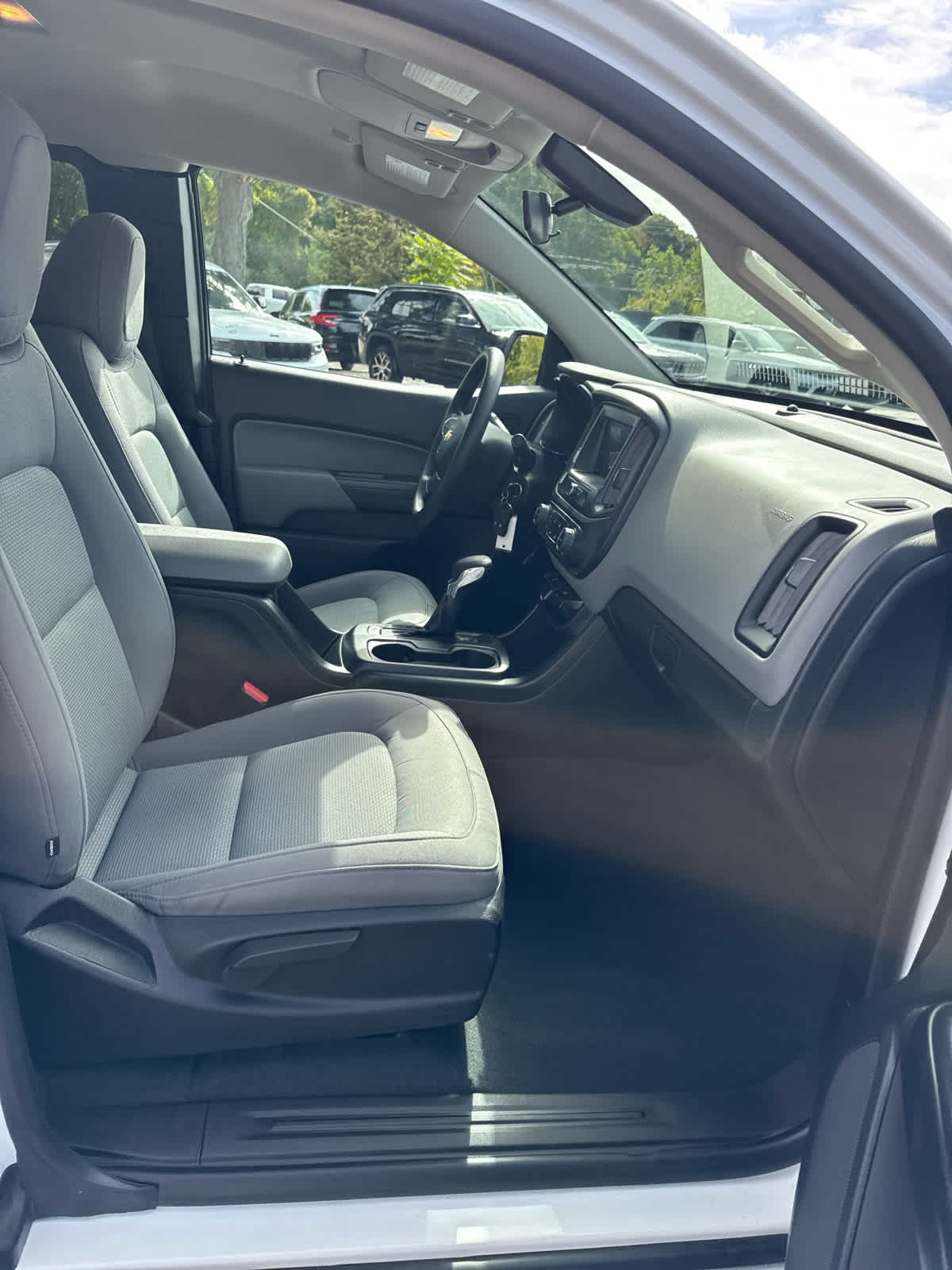 2022 Chevrolet Colorado Work Truck photo 19