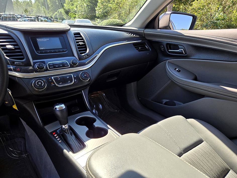 2016 Chevrolet Impala LS photo 14