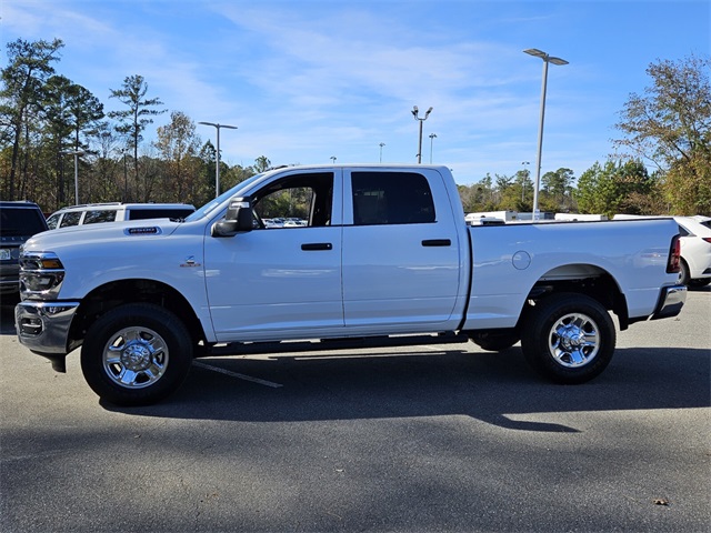 2026 Ram 2500 Tradesman photo 4