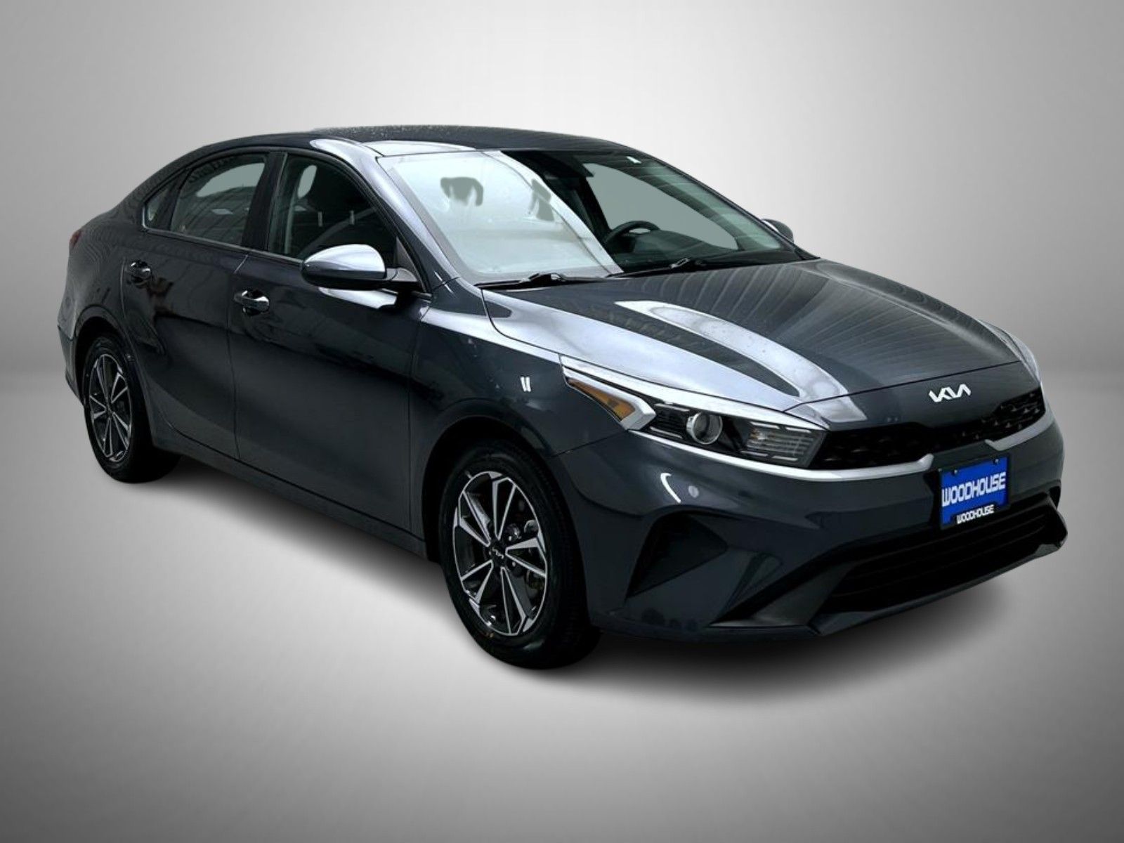 2023 Kia Forte LXS photo 3
