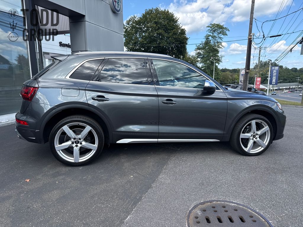 2022 Audi SQ5 Premium photo 5