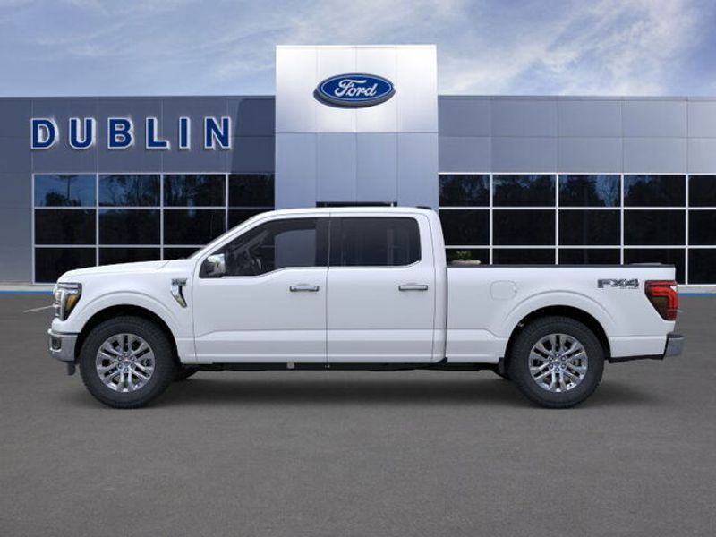 2025 Ford F-150 Lariat photo 3