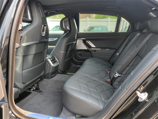2025 Bmw 740i 740i xDrive photo 16