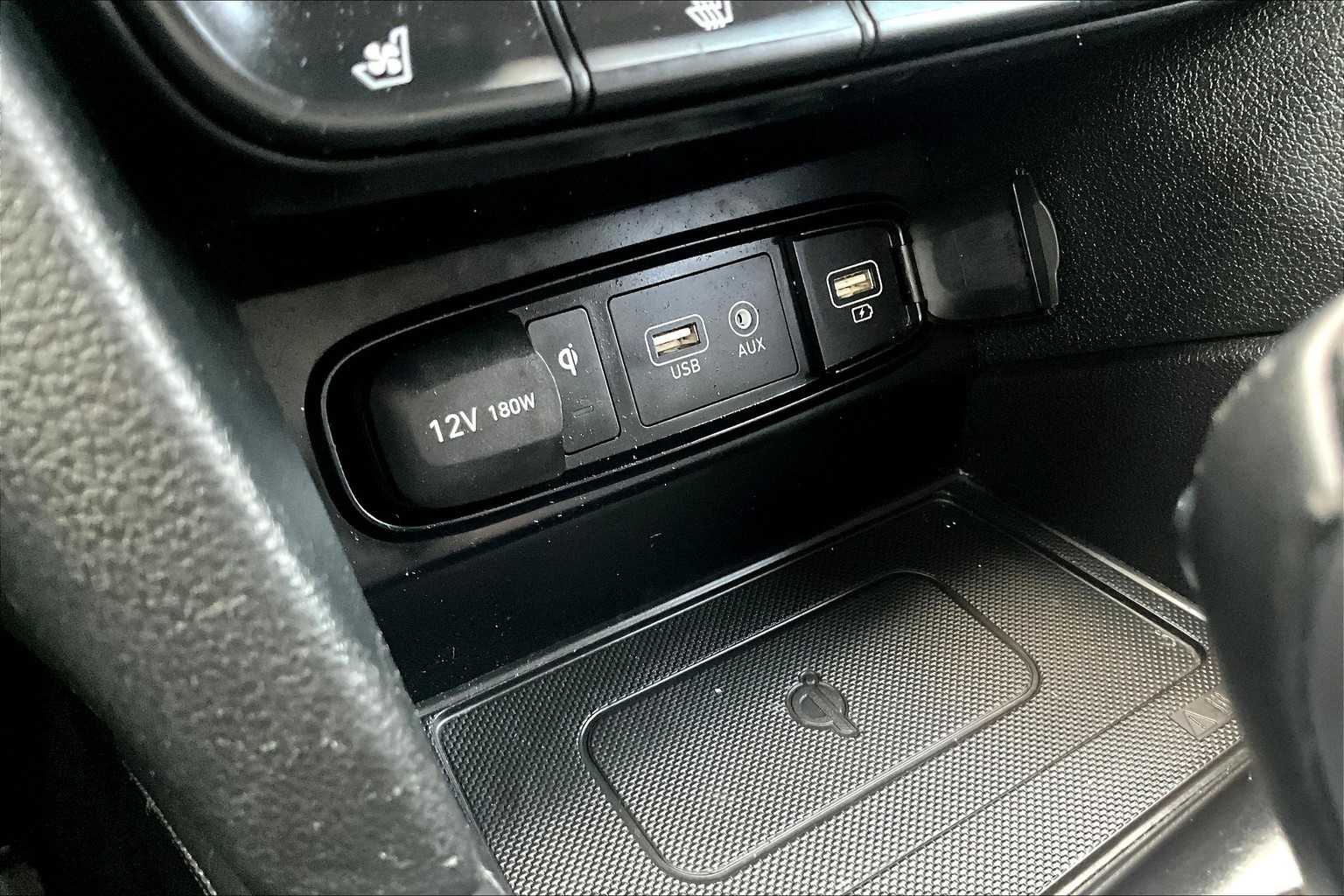 2019 Hyundai Santa Fe Ultimate photo 32