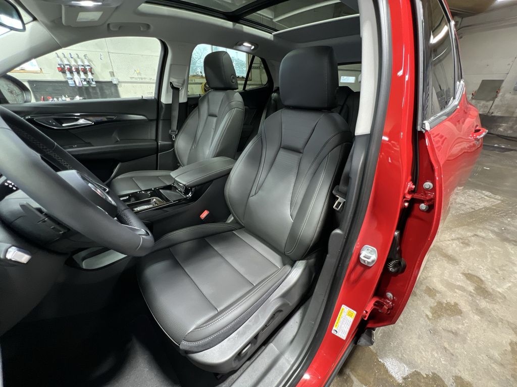 2025 Buick Envision Preferred photo 19