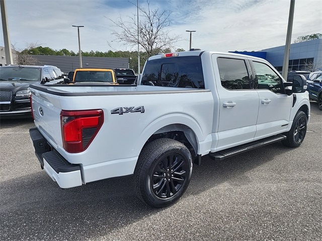 2025 Ford F-150 XLT photo 3