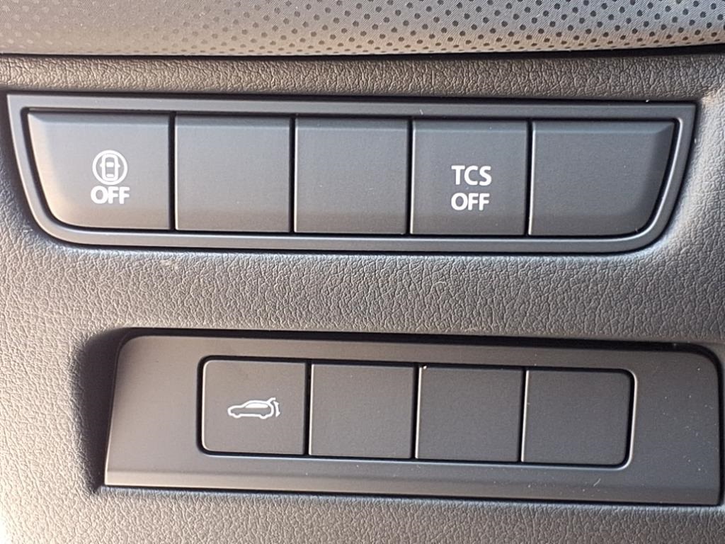 2025 Mazda CX-50 2.5 S Premium photo 15