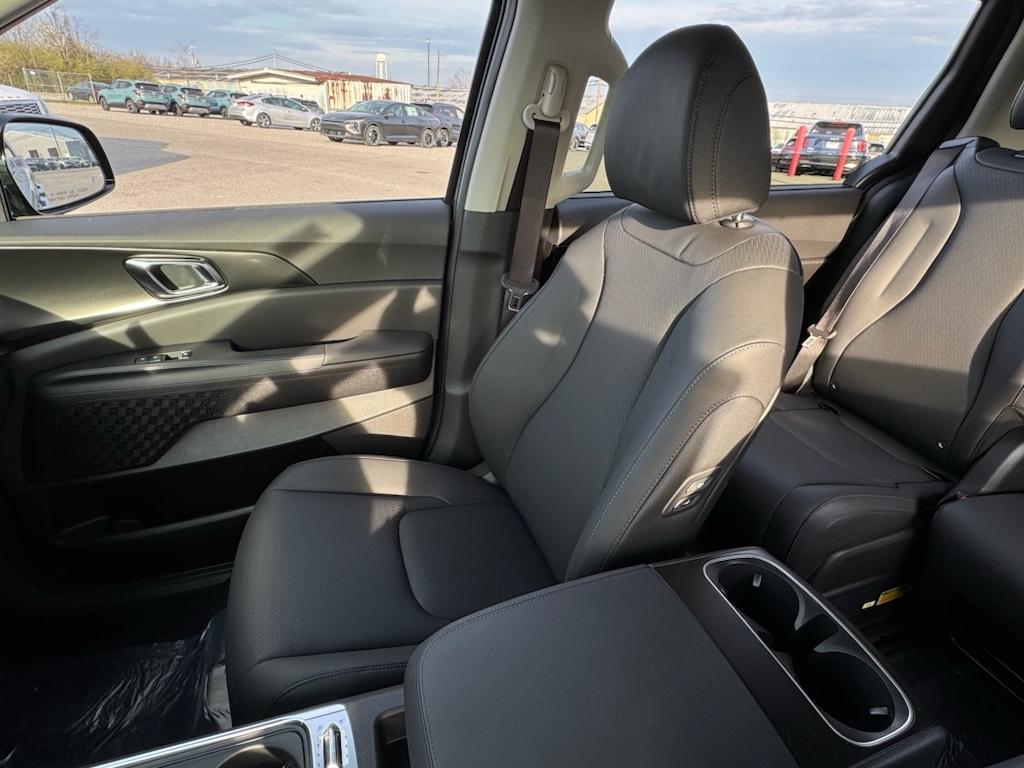 2025 Kia Carnival SX Prestige photo 9