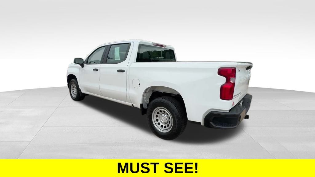 2023 Chevrolet Silverado 1500 photo 3