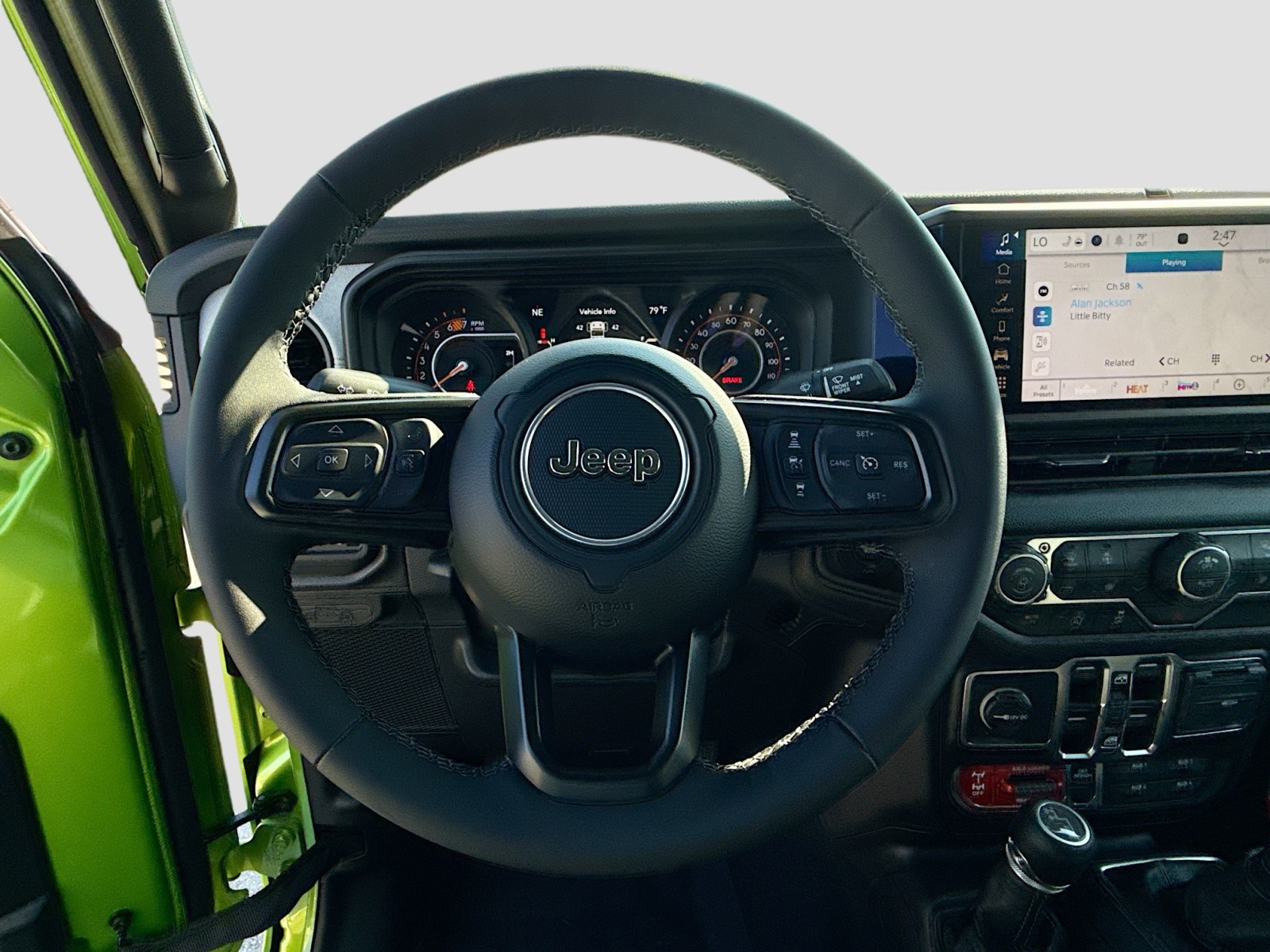 2025 Jeep Wrangler Willys photo 9