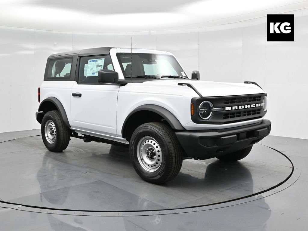 2025 Ford Bronco 2-Door Base's photo
