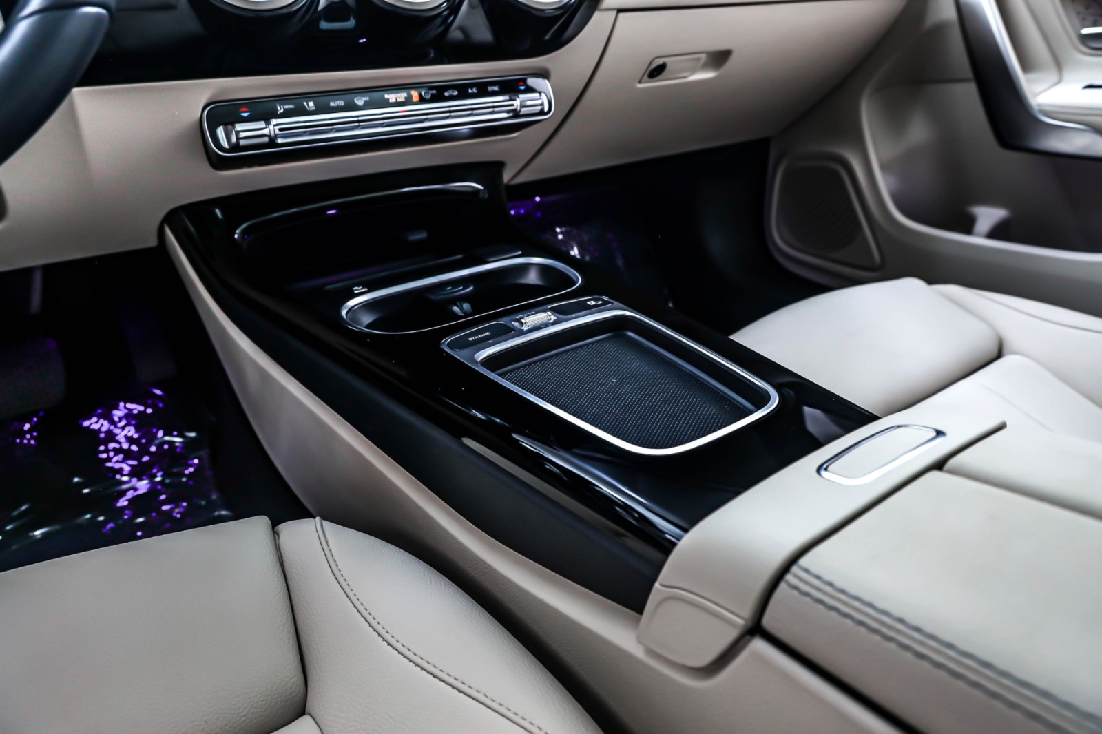 2025 Mercedes Benz CLA 250 photo 6