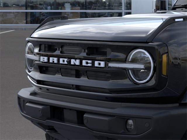 2025 Ford Bronco Outer Banks photo 18