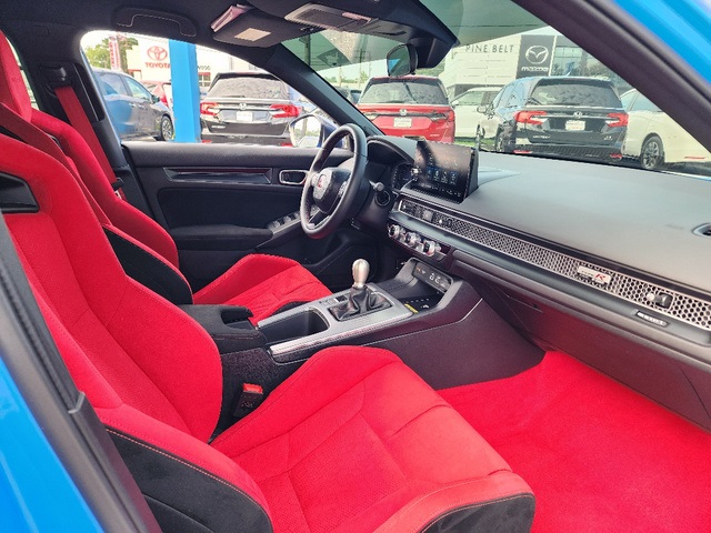 2024 Honda Civic Type R photo 11