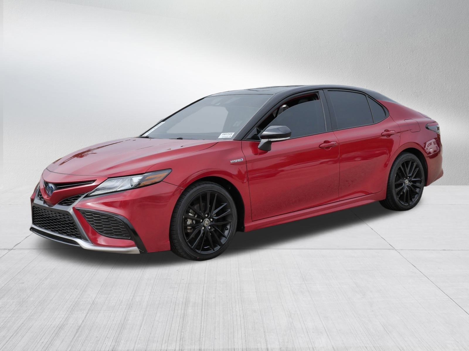 2021 Toyota Camry XSE photo 3