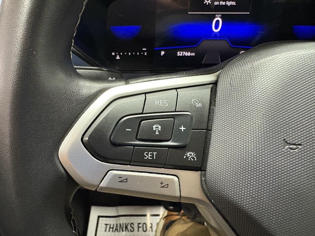 2024 Volkswagen Taos SE photo 14