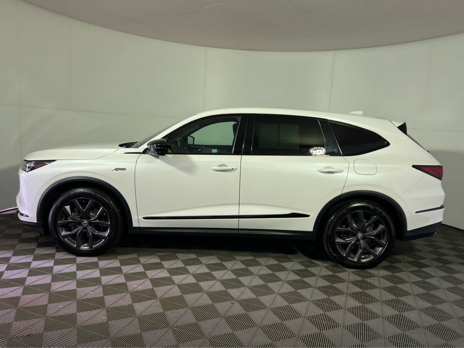 2023 Acura MDX SH-AWD A-Spec photo 4