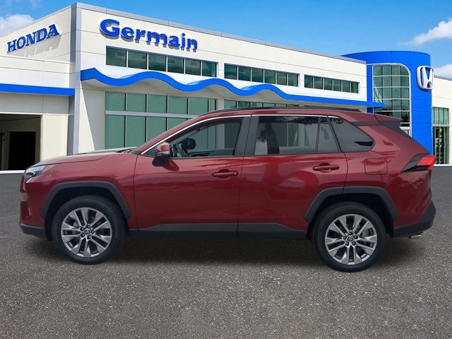 2023 Toyota RAV4 XLE Premium photo 7
