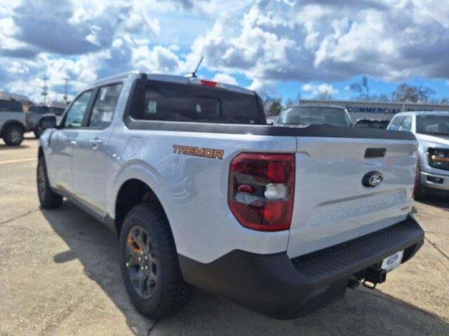 2025 Ford Maverick Tremor photo 2