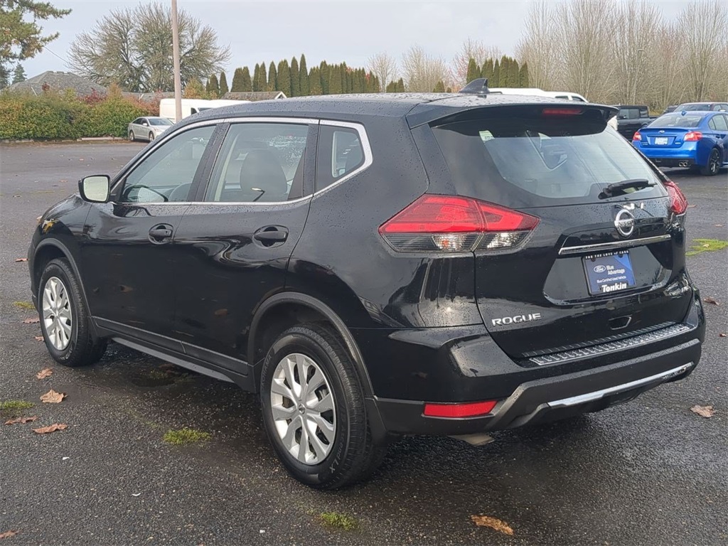 2017 Nissan Rogue S photo 3