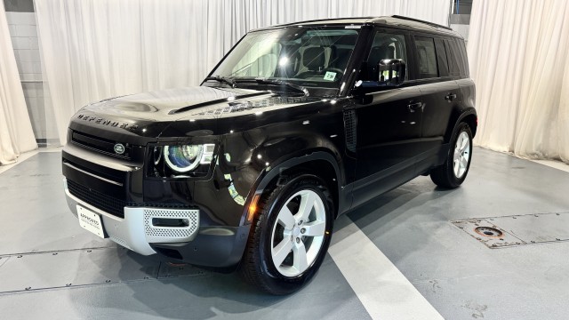 2025 Land Rover Defender S