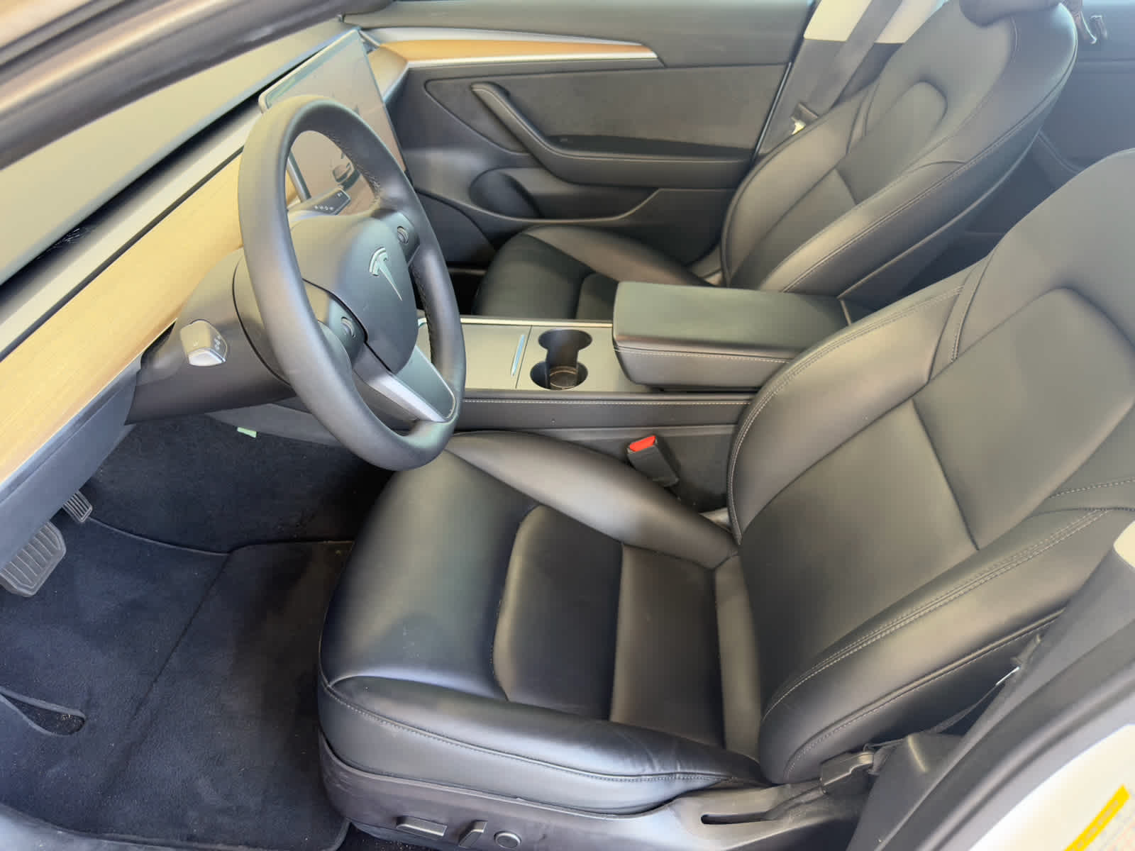 2022 Tesla Model 3 Long Range photo 8