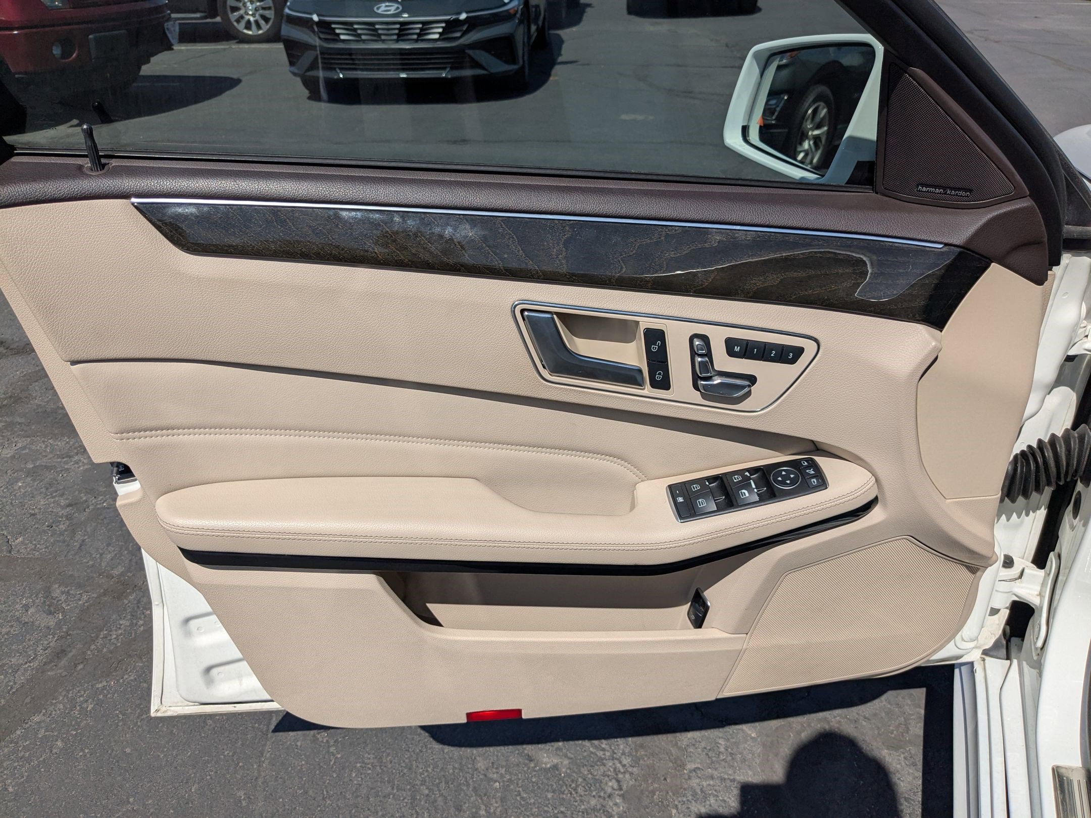 2016 Mercedes Benz E 350 photo 11
