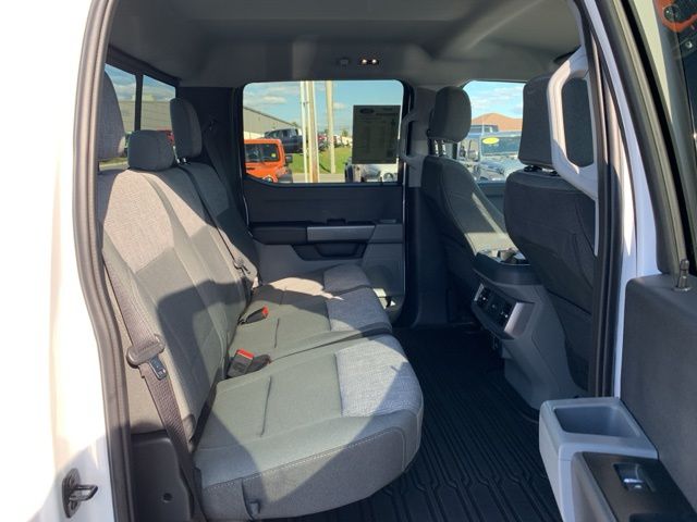 2024 Ford F-350 photo 24