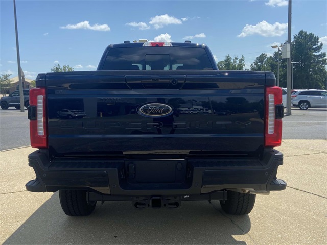 2025 Ford F-350 photo 3