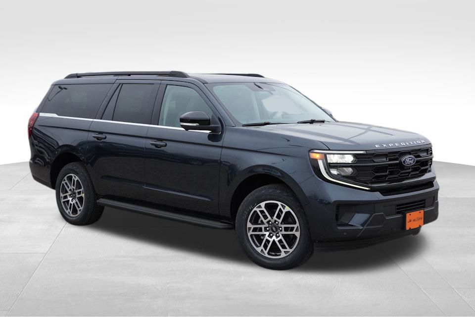 2025 Ford Expedition Active's photo