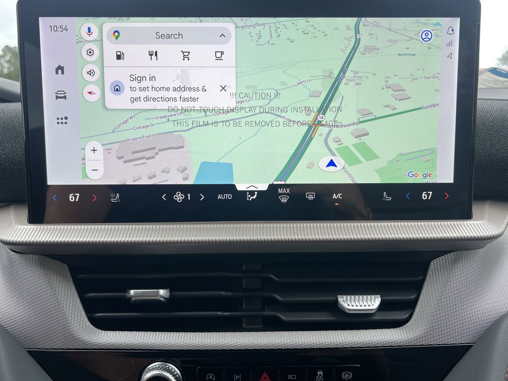 2025 Ford Explorer photo 4