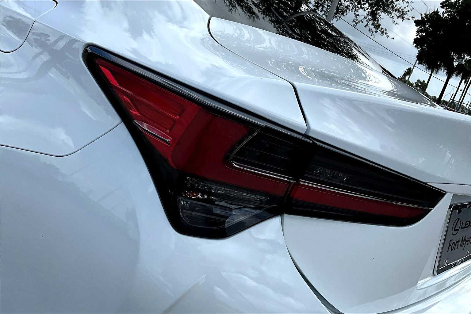 2022 Lexus RC 350 F SPORT photo 28