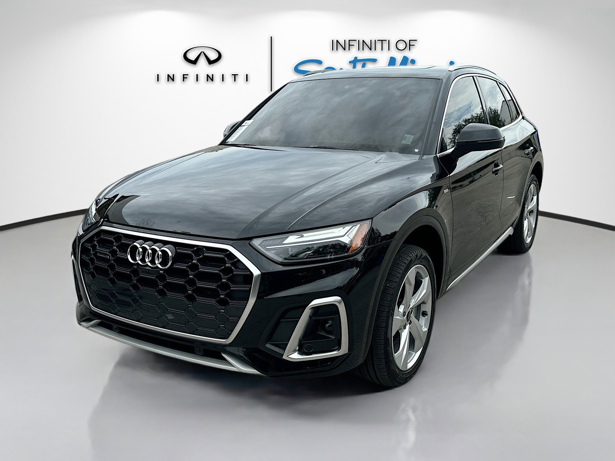 2024 Audi Q5 S line Premium Plus photo 3