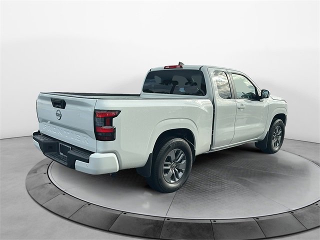 2025 Nissan Frontier SV photo 7