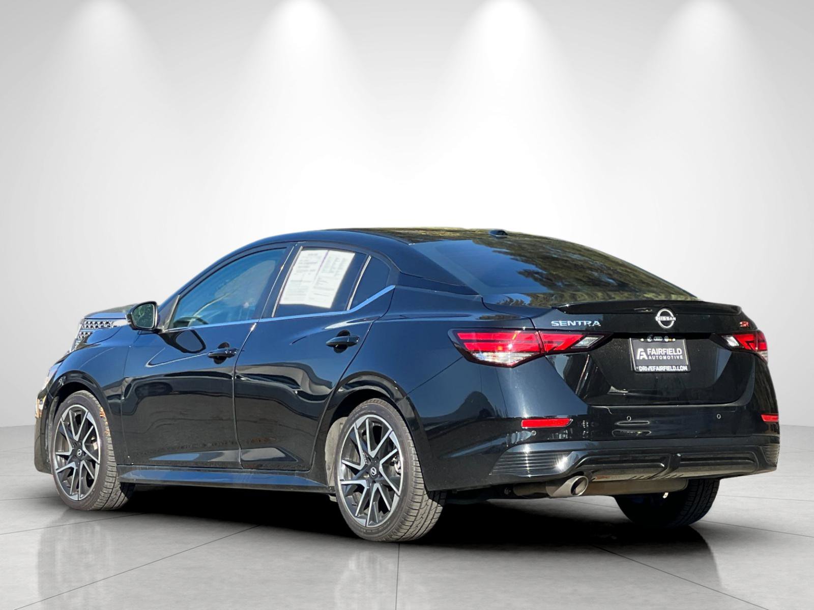 2024 Nissan Sentra SR photo 3