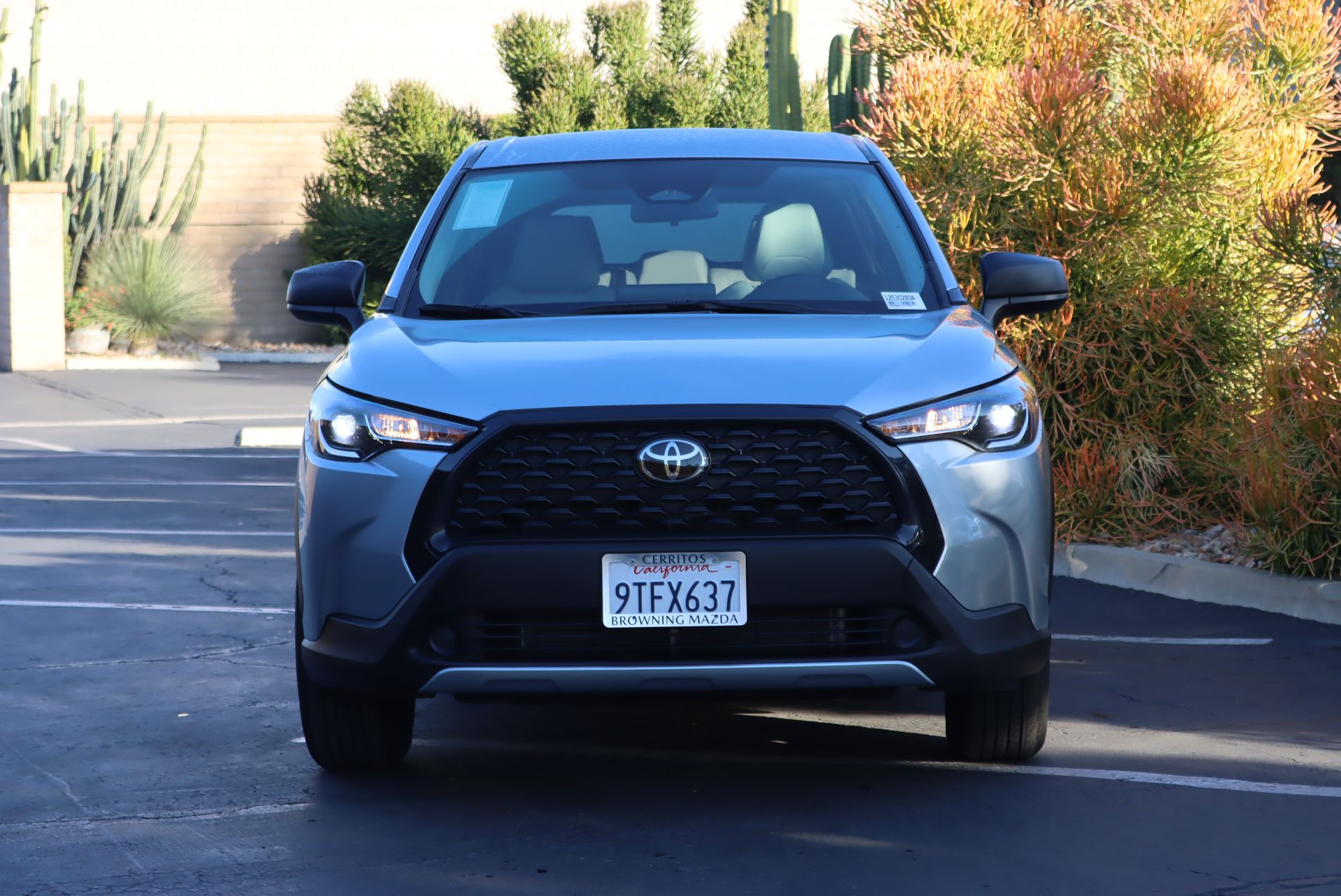 2025 Toyota Corolla Cross L photo 2