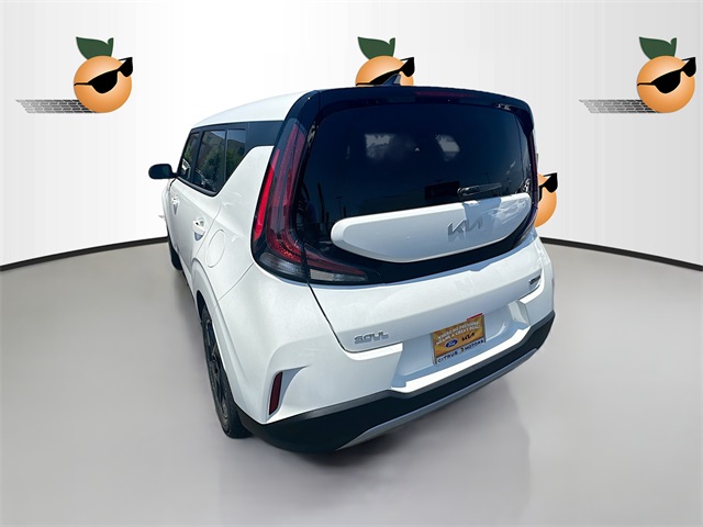 2025 Kia Soul EX photo 4