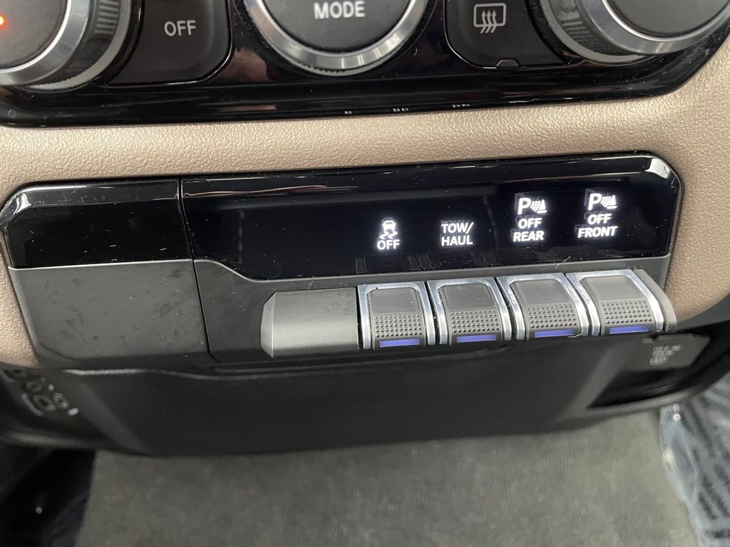 2022 Ram 1500 Laramie photo 45